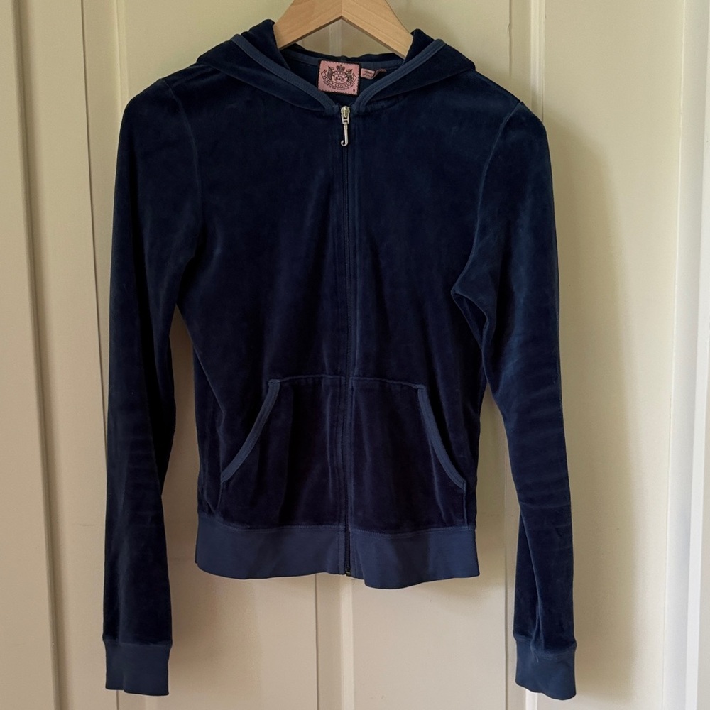 Vintage Juicy Couture velour zip front hoodie sz M